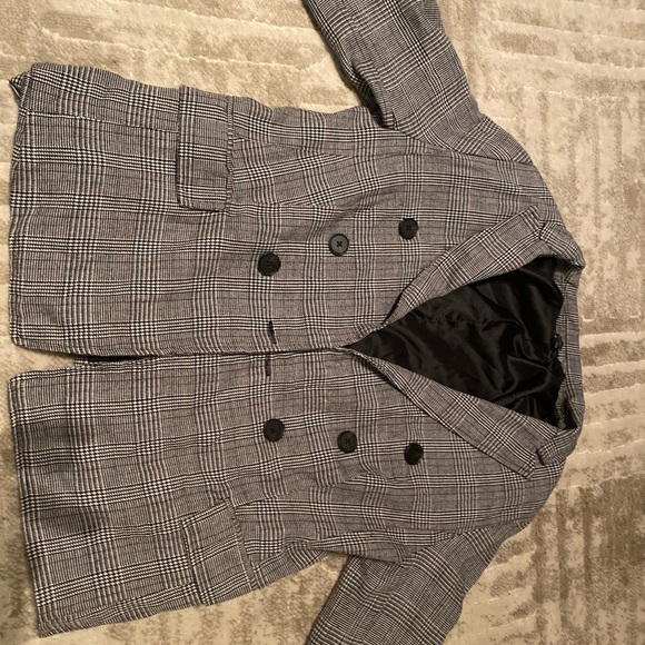 I don’t wear it anymore. - Picture 3 of 4